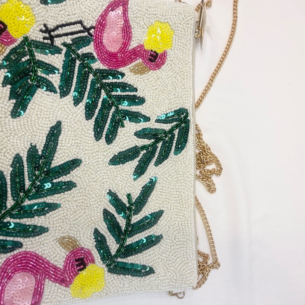 NEW TREASURES BEADED White with Gold Accents FLAMINGOS PURSE - Picture 5 of 7